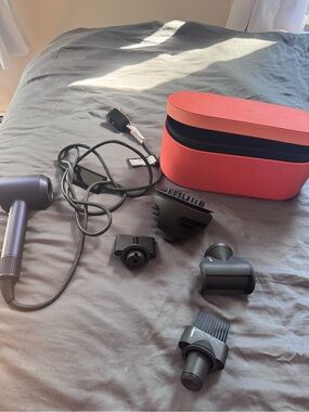 Dyson Supersonic Hair Dryer with Peach Case and Attachments